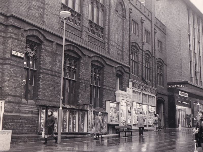 Schofields department store at the top of Lands Lane in January 1971.