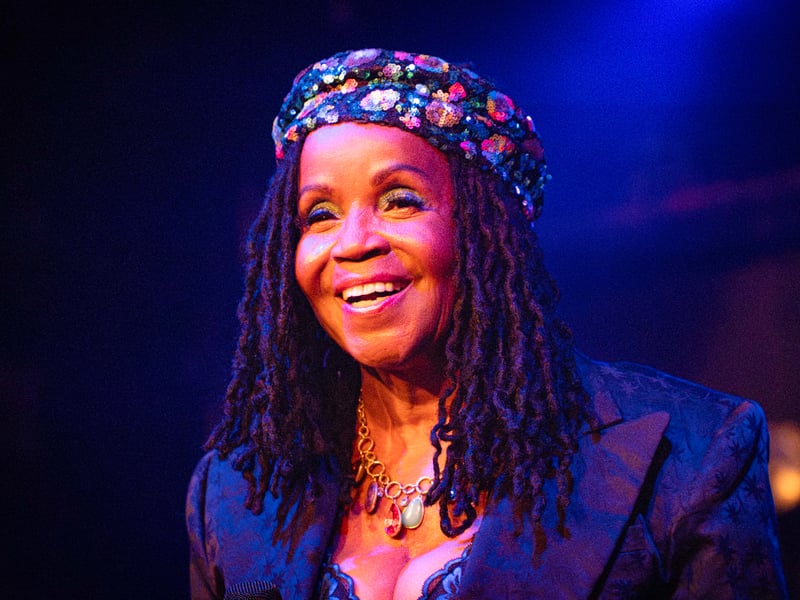 Since she became London’s ‘First Lady of Soul’ back in the 60s, P.P. Arnold is a real Soul Survivor, still going strong! This year, she is touring with a pianist, performing her classics and telling the tales of her incredible life through story and song. 🎭 City Varieties