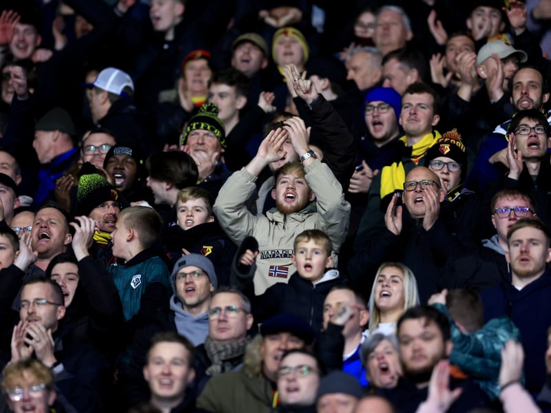 Average away attendance: 1,393.