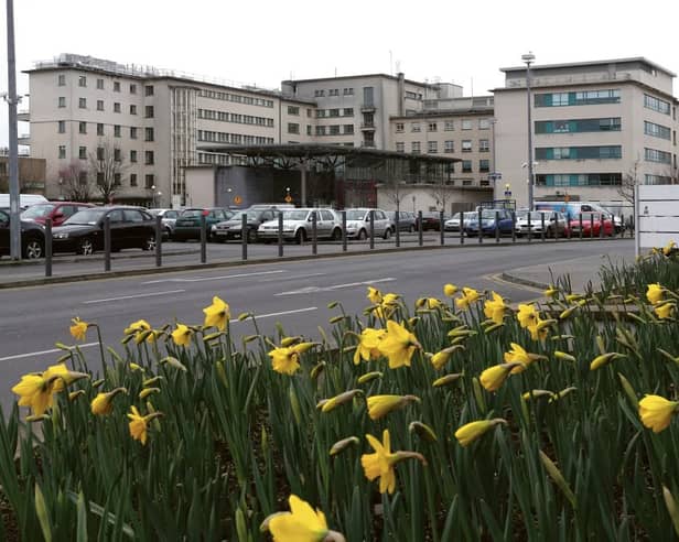 University Hospital Galway (UHG)