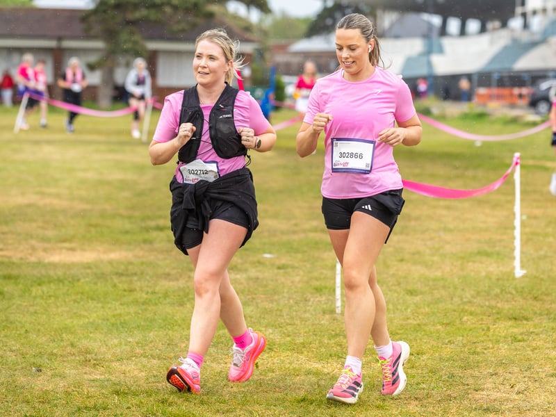 Two runners