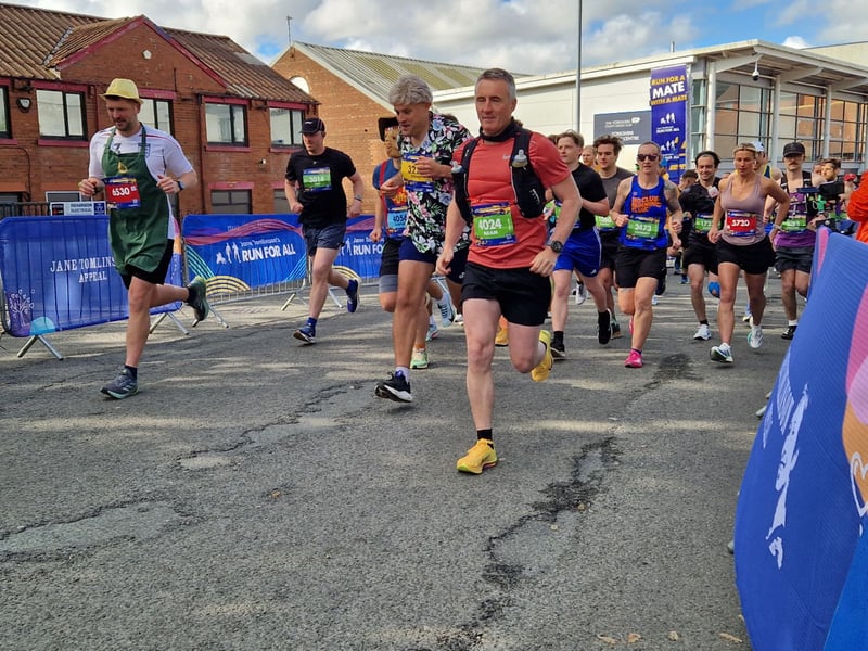 And they're off! The runners taking part in the full marathon route set off at 9am