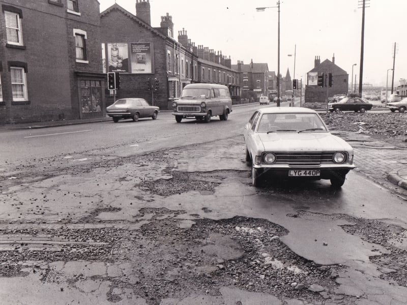 A trap for unwary motorists... bad road surface conditions on a link road joining the end of Roseville Road to Roundhay Road in March 1977.