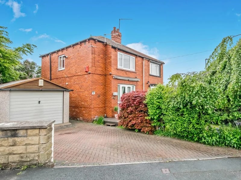This lovely three-bedroom semi-detached house is set in a cul-de-sac with easy access to Bramley railway station and to Leeds city centre by car or public transport. It has gardens to the front and rear, and spacious accommodation throughout, including a large living room. It would be a great family home, with good primary schools nearby and amenities like Kirkstall Valley leisure and retail park, cinemas and restaurants just a short drive away.