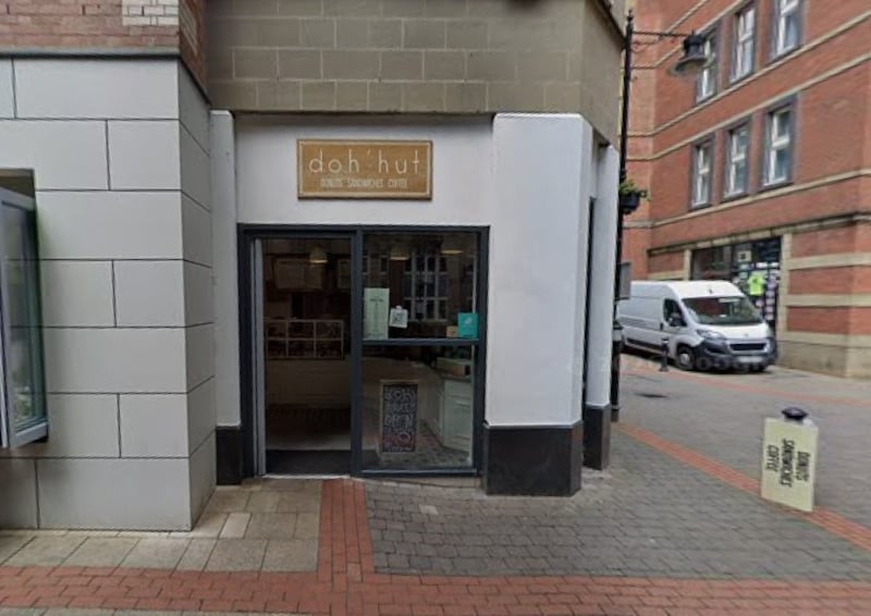 ⭐ 4.8 from 85 reviews. 📍 2 Trevelyan Square, city centre. 🗣 "A delightful selection of handmade, nostalgic British-style doughnuts. The shop's cosy atmosphere and friendly staff enhance the experience, making it a must-visit for donut enthusiasts." 