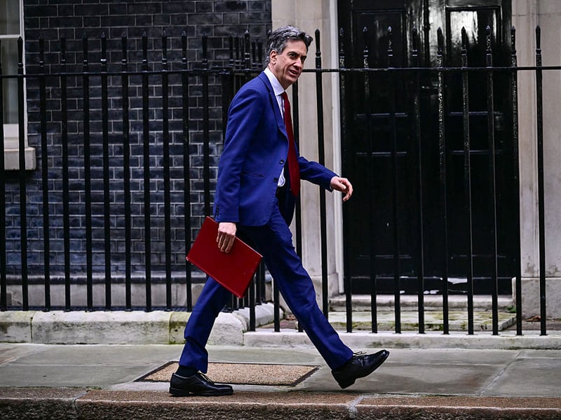 Secretary of State for Energy Security and Net Zero Ed Miliband unexpectedly lost the 2015 General Election to David Cameron by 10 seats, effectively beginning the process of Brexit. It would be one of the more remarkable political comebacks if he was able to give becoming PM another shot. The bookies reckon he has an 13/2 chance of belatedly moving into Downing Street. 