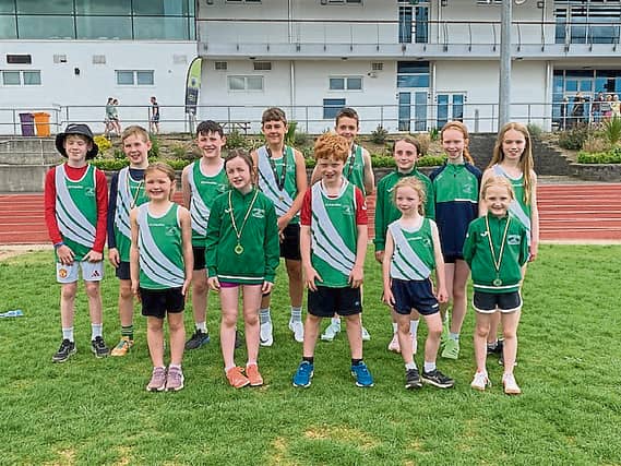 There was an incredible first day as clubs came together for a thrilling day of competition at the county track and field championships. From the juniors, seniors and masters who faced an early start to the robust juveniles competing in numerous events throughout the afternoon, the day showcased the amazing talent of all our athletes. Thanks went to all those who officiated throughout the day, Kilkenny County Board for all the organising to ensure the day was as effortless and to the starters, officials, coaches, parents and especially the athletes for their brilliant performances. Results Results, county track & field championships, day one (club code: BH = Barrow Harriers, BR = Brow Rangers, CC = Castlecomer, KCH = Kilkenny City Harriers, NU = Nuenna, SJ = St Joseph’s, SS = St Senan’s, TT = Thomastown): Senior Men’s 5,000m: 1 James Kelly (CC), 2 Evan Alyward (SS), 3 Joao Horta (SS). Men’s O40 5,000m: 1 Paddy Aylward (SS), 2 Graham Bourne (KCH), 3 Adrian Cunningham G. Senior Women’s 5,000m: 1 Niamh O’Neill (SS). Senior Men’s 200m: 1 Kieran Kelly (BR), 2 Brendan O’Driscoll (KCH), 3 Joao Horta (SS). Senior Women’s 200m: 1 Martyna Balcer (KCH), 2 Rita McGarvey (KCH). Men’s O40 200m: 1 Adrian Cunningham G, 2 Graham Bourne (KCH), 3 George Carpendale (SS). Women’s O40 200m: 1 Caroline O’Connor (SS). Women’s O50 200m: 1 June Long (SS), 2 Maggie Helen O’Connor (SJ). Junior Men’s 200m: 1 Alex Cullen (KCH). Junior Women’s 200m: 1 Ella Wall (KCH), 2 Grace Delahunty (KCH), 3 Aine O’Callaghan (SS). Senior Men’s 100m: 1 Kieran Kelly (BR), 2 Brendan O’Driscoll (KCH), 3 Noel Sugrue (KCH). Senior Women’s 200m: 1 Valerie O’Callaghan (SS), 2 Rita McGarry (KCH). Novice Men’s 100m: 1 Matthew Cullen (BR), 2 Joao Horta (SS). Men’s O40 100m: 1 Graham Bourne, 2 Paddy Aylward (SS), 3 George Carpendale (SS). Women’s O40 100m: 1 Caroline O’Connor (SS), 2 Caoimhe Nolan (NU), 3 Lorna Hogan (NU). Women’s O50 100m: 1 June Long (SS), 2 Ciara Holohan (NU), 3 Rita Campion (NU). Junior