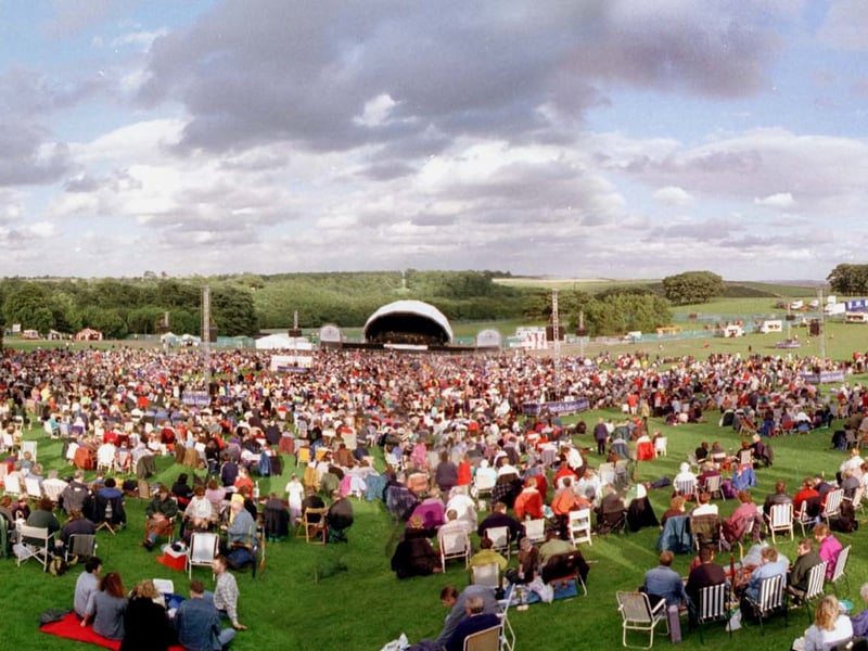 The crowds pour into Temple Newsam for Opera in the Park.