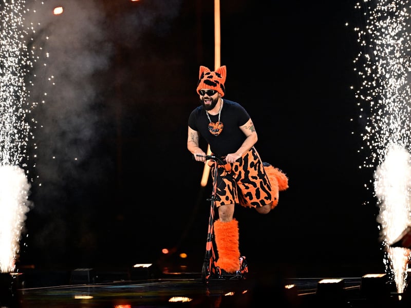 Greece is also among this year’s Eurovision favourites, represented by the energetic Akylas and his song Ferto.