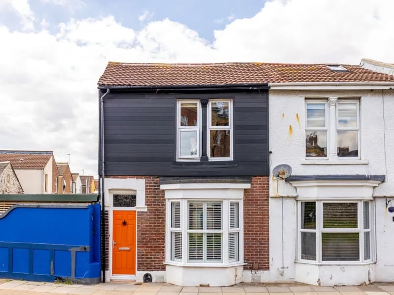 Take a look inside this 'quirky' two bedroom Southsea home which is on the market for £300,000. 