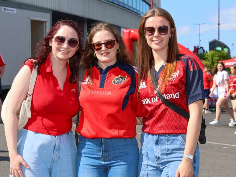 PICTURES: Fans cheer Munster Rugby to thrilling URC win over Ulster at ...