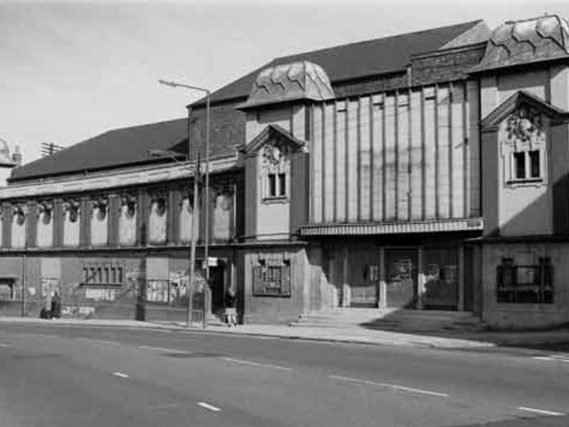 Heeley Electric Palace Cinema, on London Road, Sheffield, is pictured here in 1976. The huge venue, seating 1,450 people, opened in 1911. It was later used as a bingo hall, before being demolished in 1981, with the site now used by the furniture firm Ponsford.