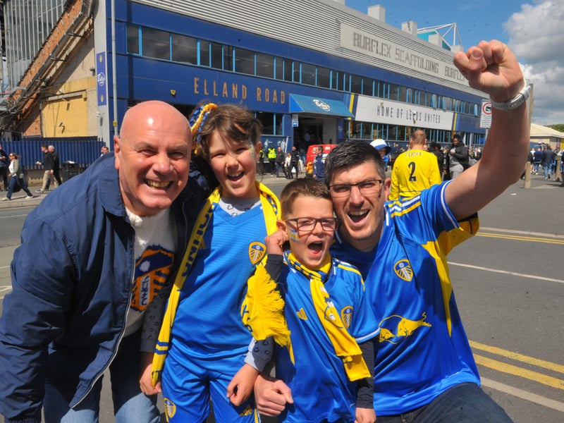 Leeds United v Brighton   fans  poic Steve Riding  17-05-2026Lol Tabori of Bingley, and Tabori and children Lila, eight and Percy, six of Ilkley 