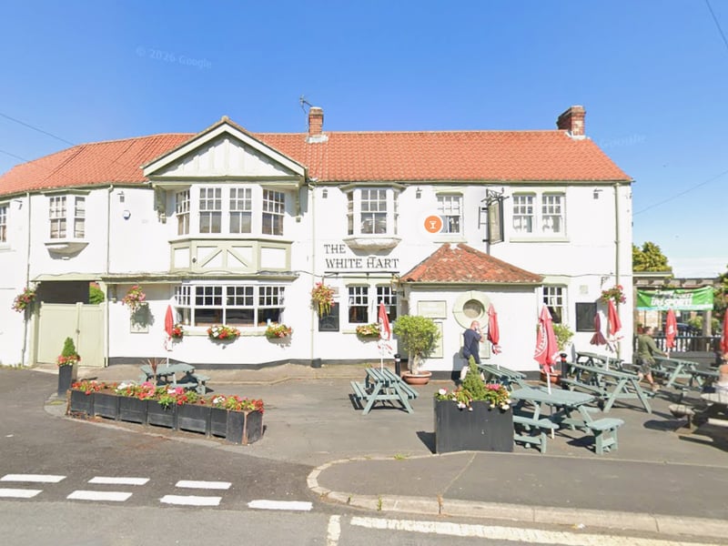 Joan Colby said: "The White Hart, Wadworth. Excellent Sunday roast."