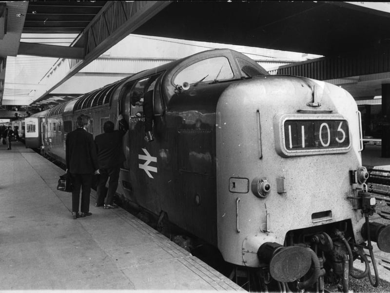 A Deltic Class diesel locomotive at Leeds City Station in 1978