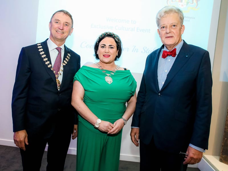 Newbridge Silverware, in collaboration with the Embassy of Malaysia in Dublin, hosted an exclusive cultural event ‘Come Together In Style’ on Thursday, October 19, 2023. Mayor of Kildare Cllr Daragh Fitzpatrick, Emma Early Murphy (President Network Ireland) and Paul Keane (Chairman Newbridge Silverware) PHOTO - AISHLING CONWAY