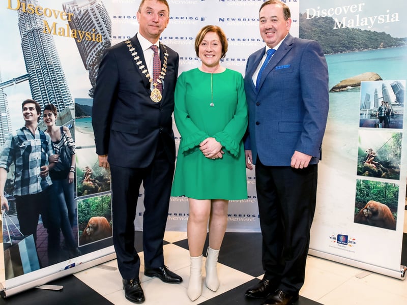 Newbridge Silverware, in collaboration with the Embassy of Malaysia in Dublin, hosted an exclusive cultural event ‘Come Together In Style’ on Thursday, October 19, 2023. Pictured at the event was Caothairleach Cllr Daragh Fitzpatrick with Deirdre and Dominick Ward (Crystal Air) PHOTO - AISHLING CONWAY