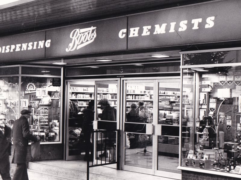 The town's Boots store was left counting the cost after it was targeted by robbers in December 1975.