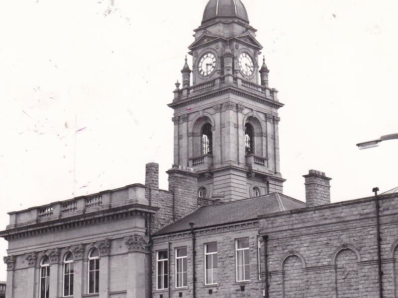 Share your memories of Morley in the 1970s with Andrew Hutchinson via email at: andrew.hutchinson@jpress.co,.uk or tweet him - @AndyHutchYPN