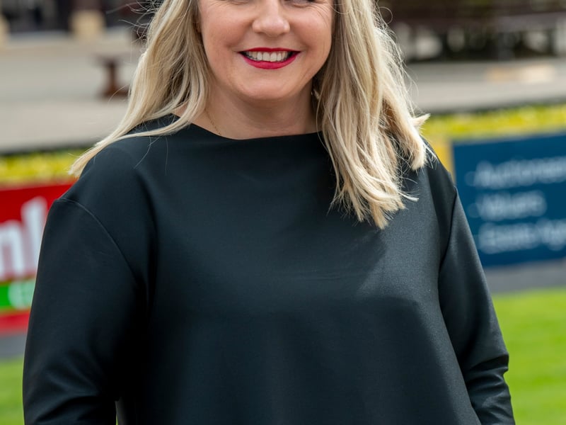 Michelle O’Sullivan one o the style council Judges at the 3rd day of the Punchestown Racing festival