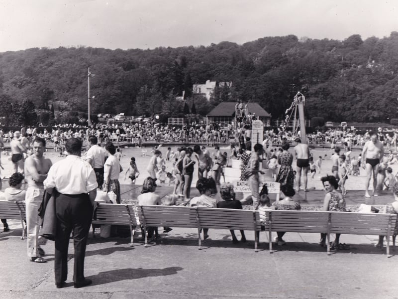 A busy Ilkley Pool and Lido in May 1964.
