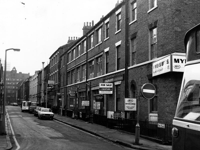 Looking east along York Place from the junction with Queen Street in January 1974.
