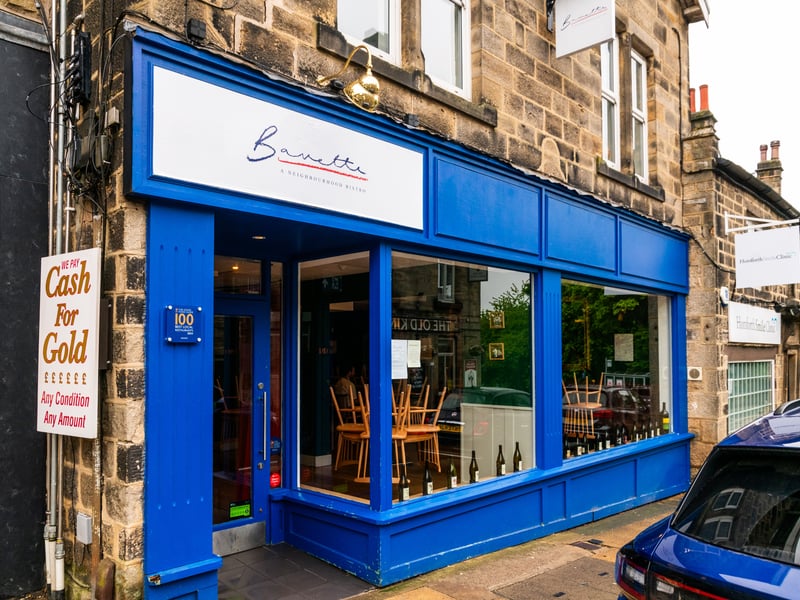 This highly acclaimed French bistro serves up a beautifully curated menu of timeless classic dishes, ranging from expert steak frites to rich, seasonal desserts. It holds a stellar reputation online, with reviewers consistently praising its authentic Parisian atmosphere. 🍴 4-6 Town Street, Horsforth, Leeds LS18 4RJ