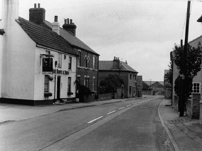 The Boot & Shoe pub, Saxton, in August 1988