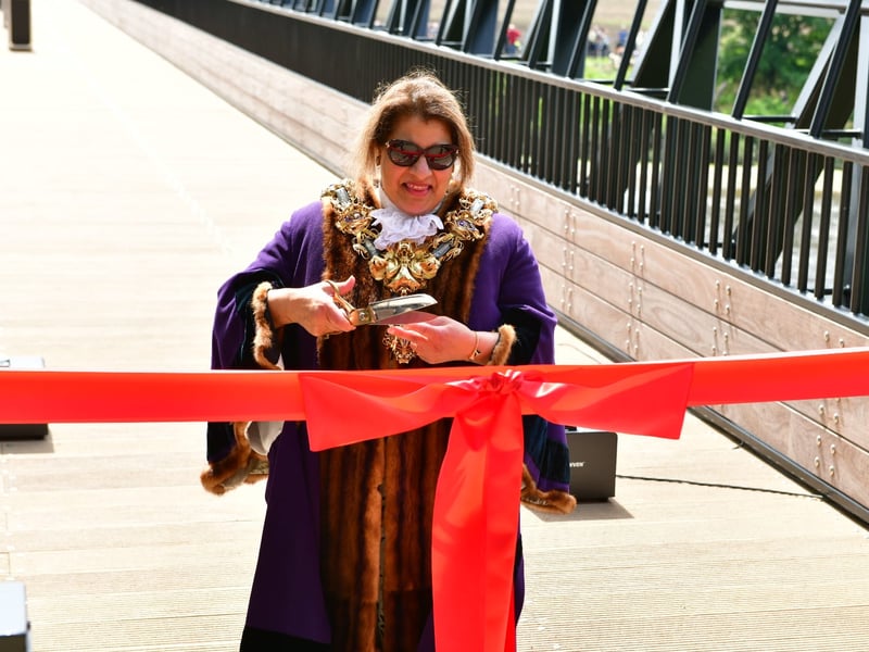 The Mayor of Preston Councillor Nweeda Khan officially opened the bridge with a ribbon cutting 
