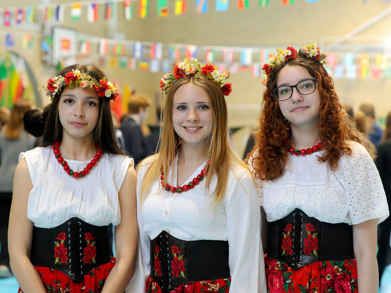 Lucy, Roxy and Gabi representing Poland.
