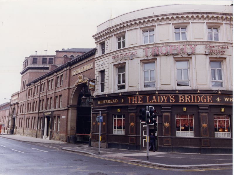 The Lady's Bridge pub, Sheffield, in January 1993