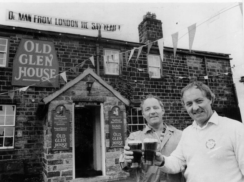 Terry Duggan, landlord of the Old Glen House pub, Shipley, with his brother Phil in June 1985