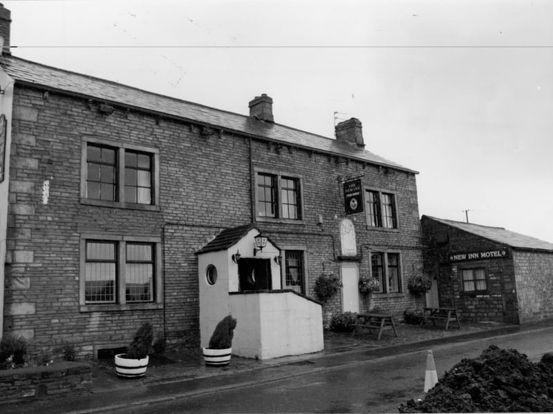 The New Inn and Motel, Ripponden, in August 1993