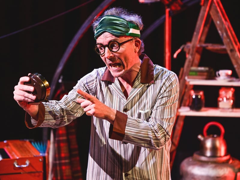 Cardiff-based children’s theatre company Theatr Iolo will bring their one-man show Owl at Home to this year’s Edinburgh Festival Fringe.
Based on the 1975 children’s book of the same name by Arnold Lobel, this show with music for children aged 5+ gives its young audience a captivating hour in the company of Owl; alone but not lonely in the place he calls home.
Owl lives alone in a cosy little home in the woods. With no one to talk to, Owl sings to himself and looks for ways to pass the time. He wonders about things a lot, but sometimes his imagination runs away with him and ordinary objects begin to take on a life of their own. Amid the chaos, Owl finds an unexpected friend who’s willing to follow him to the ends of the earth... whether he likes it or not!
Owl at Home, at Gilded Balloon Teviot - Dining Room, August 15-30 August 2026 (except 17 & 24), 10.30am-11.15am.