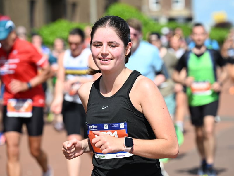 This woman was able to keep a smile on her face during the endurance race.