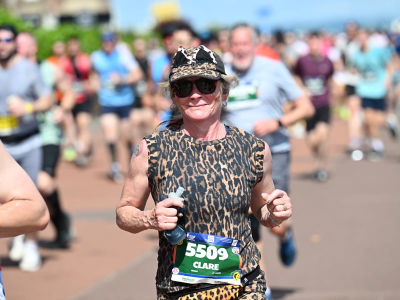 This lady ran the Edinburgh Marathon in full tiger print.