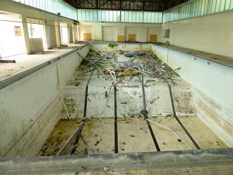 Demolition of the old pool at Wentworth Woodhouse, Rotherham