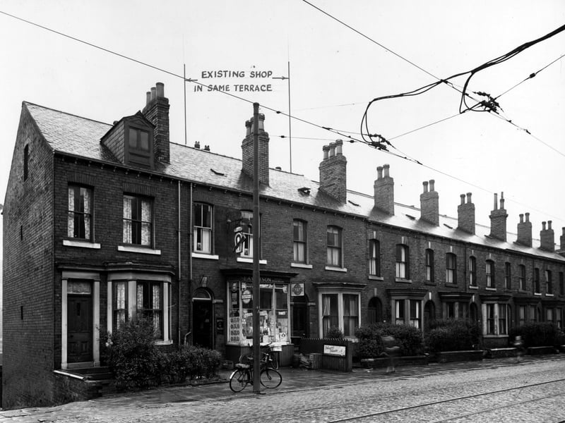 Row of terraced houses on Meanwood Road in  November 1946.