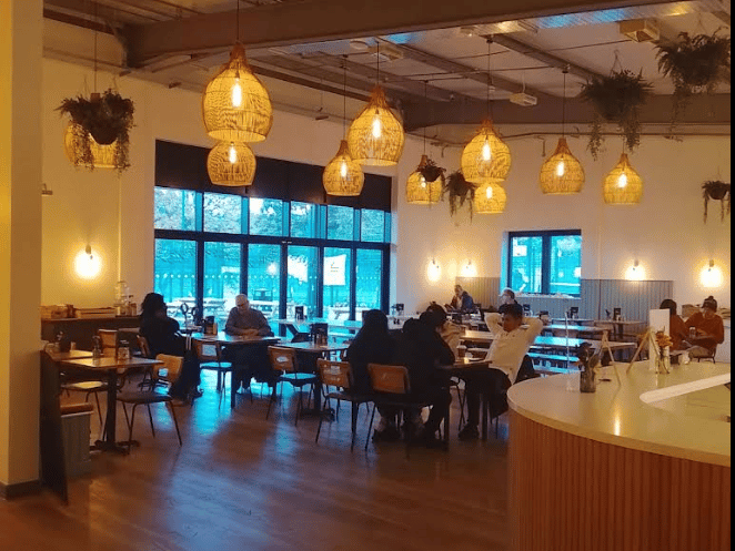 Courtside at Hillsborough is a very popular location for padel player and mini-golf enjoyers. It's also got an excellent cafe with outdoor and inside seating areas.