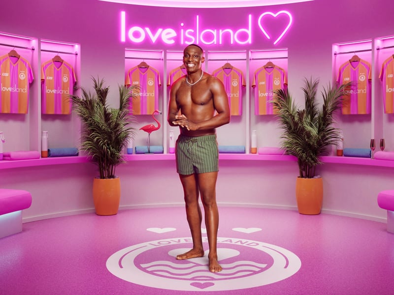 Ope is a 27-year-old West End performer from Lincolnshire.
His type on paper: "That’s so hard. I like shorter girls, I’m really big on hair, good teeth and a nice smile. I prefer Northerners because they’ve got better crack. That’s just a fact. I haven’t really got a type, I honestly just go on energy, vibes and if you
find my jokes funny.
His turn-offs: "Negative energy, someone not here for a good time. I’m always up for a good time and having a laugh and having fun. There’s people who
just love to dwell on the negatives."