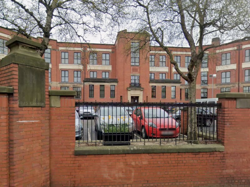 Hillhead High School completes the top five best performing Glasgow secondaries for exam results - with 57 per cent of pupils working their way to a minimum of five Highers. Of its 1,041 pupils, 36.5 per cent come from 'deprived' families.