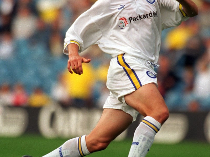 Harry Kewell equalised for Leeds United in the 20th minute after Glenn Helder opened the scoring for Arsenal in the eighth minute.