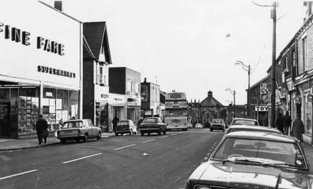 Shops on Crookes, Sheffield, in January 1976, including Fine Fare supermarket