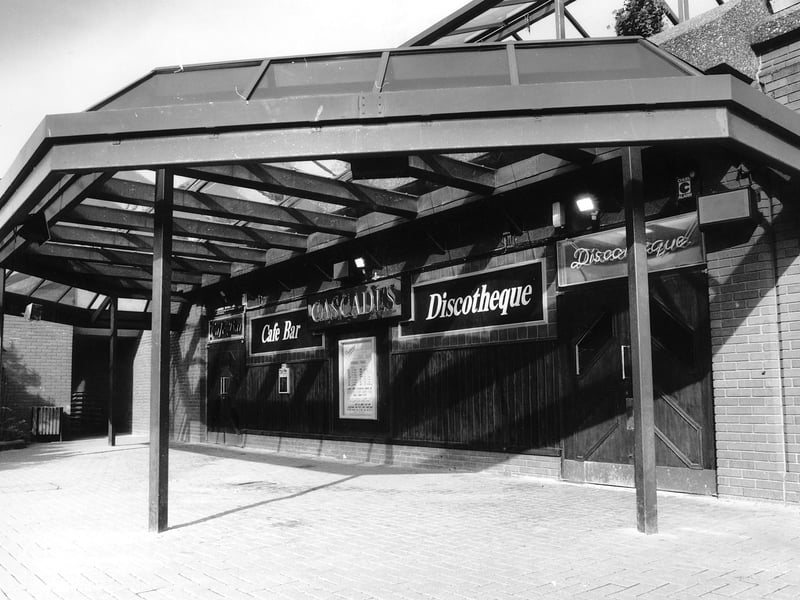 Cascades nightclub in Telford town centre, which opened in February 1985, holds a place in local nightlife history as the town’s first nightclub. A landmark of its time, it marked a new era of evening entertainment in the newly developed centre.