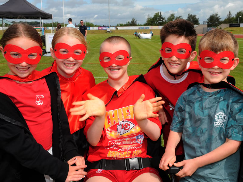 Molly, Maisy, Jack, Harry, and Rory competed in the challenge together