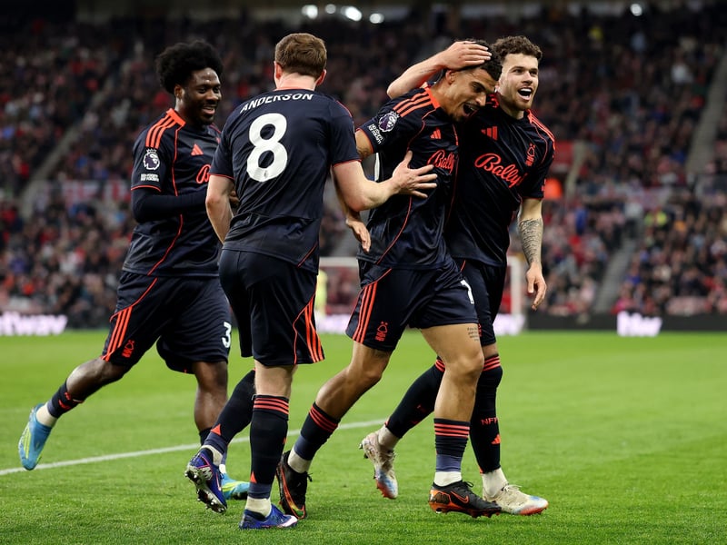 Squad total market value: €568m.