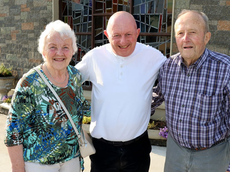 Margaret and Jim O'Brien, Mitchelstown with Fr John Keane