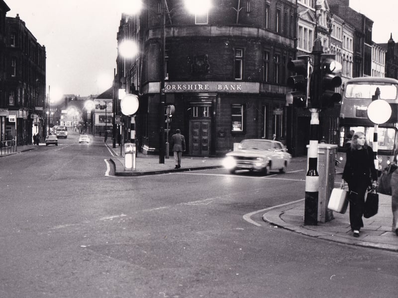 Looking down New York Street and Kirkgate in September 1973.