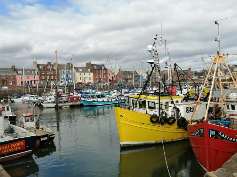 The Angus town of Arbroath completes the top three sunniet places in Scotland, with an average of 130.14 hours of sunlight each month.