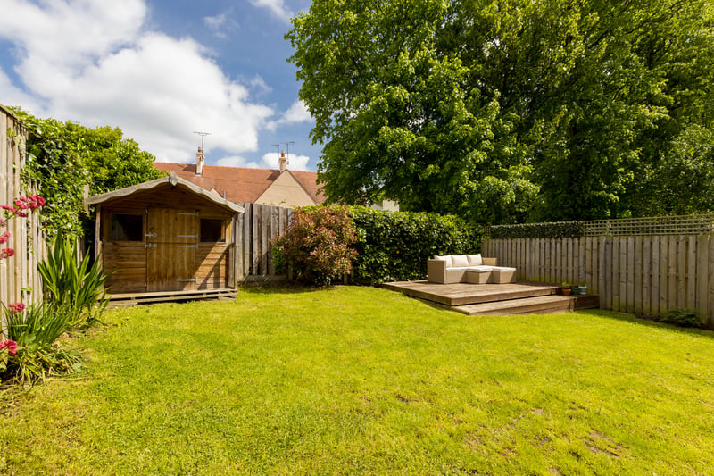 Fresh Look at Immaculately Presented Edinburgh Four Bedroom House With Private